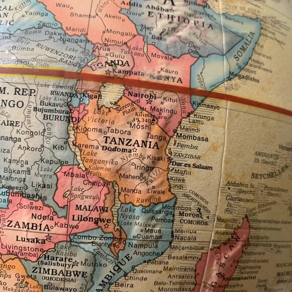 Replogle Globes, Inc., World Classic Series 12 inch Globe, Made in USA. - Picture 15 of 15